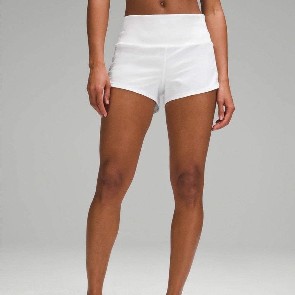 WHITE LULULEMON SPEED UPS 4in